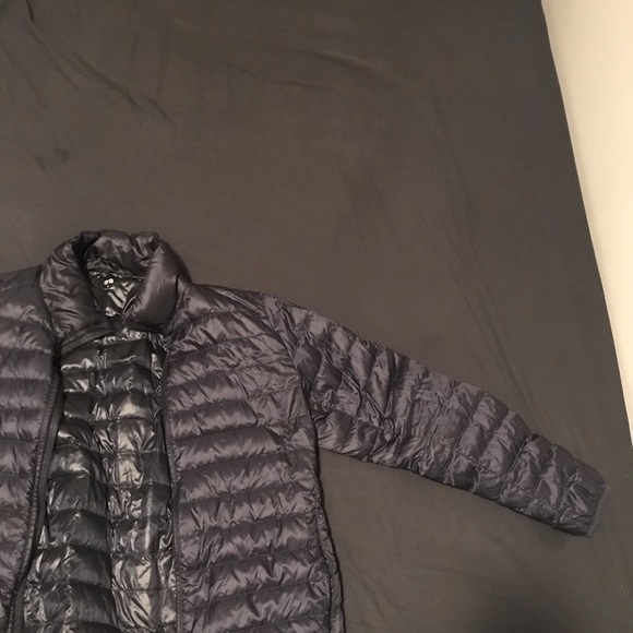 Men’s Navy Blue Puffer Down Jacket - Picture 3 of 3